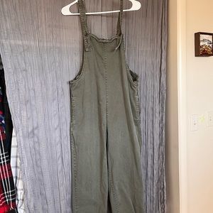 womens olive boutique overalls size small